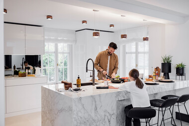 Herzog Küche mit Fronten und Abdeckung in Keramik  Küchenfronten und Abdeckung in Keramik, Marmor-Look