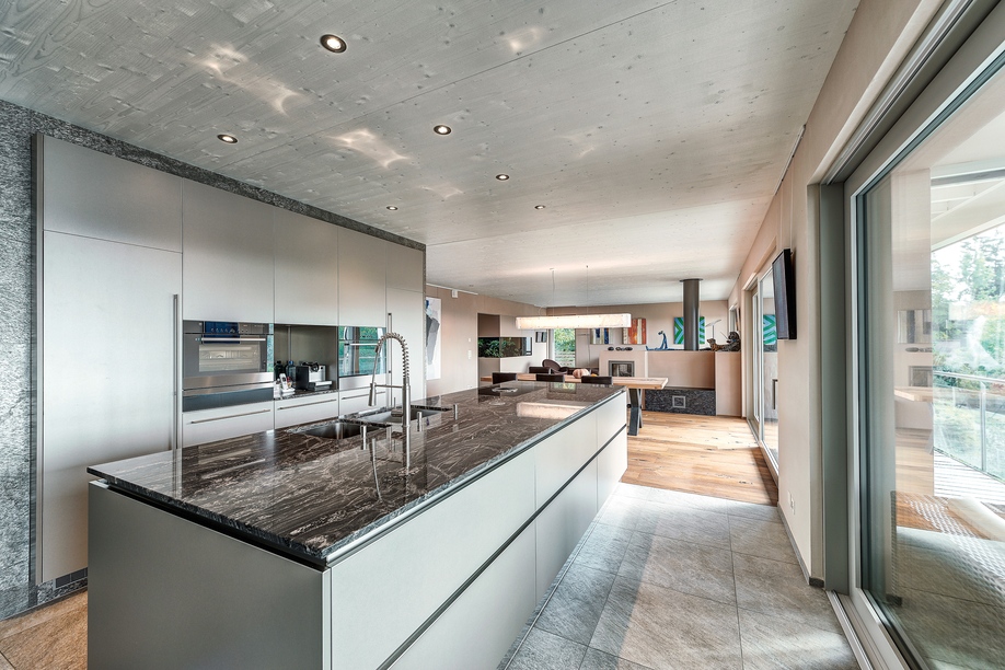 Graue Küchen – hell- oder dunkelgrau, matt oder Hochglanz